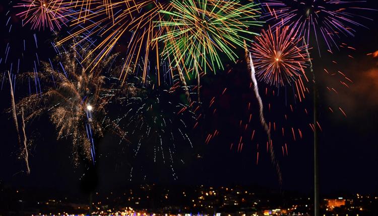 Shaldon Bonfire and Fireworks,  Sat. 7th Nov.